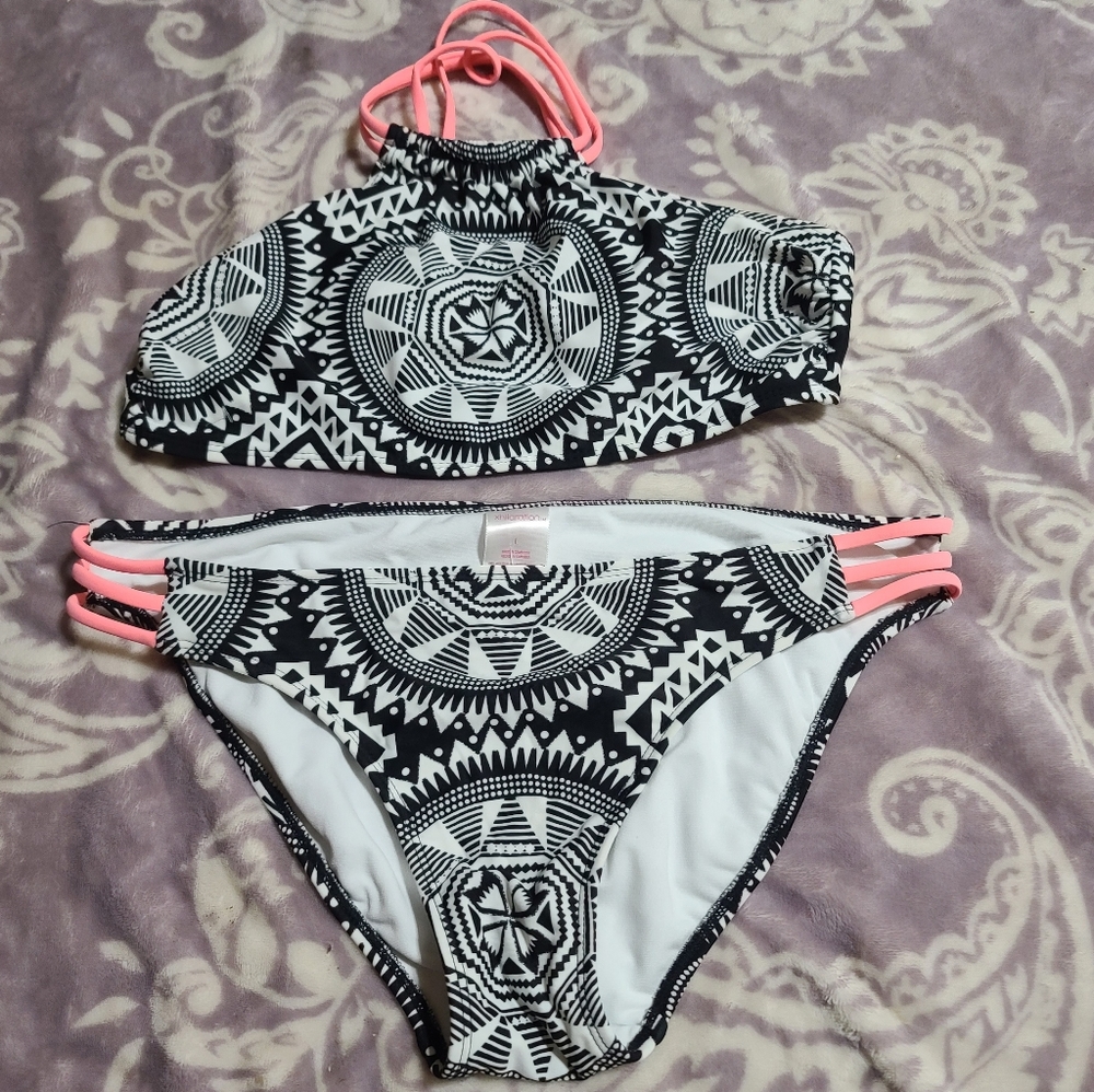 Xhilaration bikini set